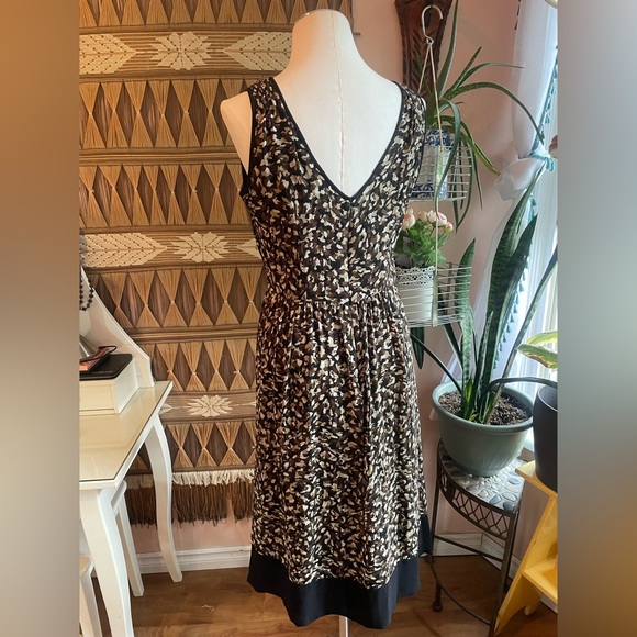 Vintage Abstract Pebble Print 'Talbots' Pure Silk Sleeveless Dress - Picture 3 of 12